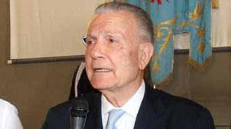 Morto il chirurgo Achille Sicari, eseguì 60mila interventi