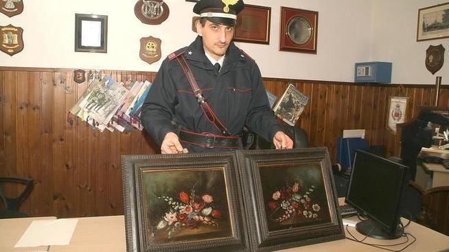 Quadri rubati a Villa nei guai antiquario e il suo assistente