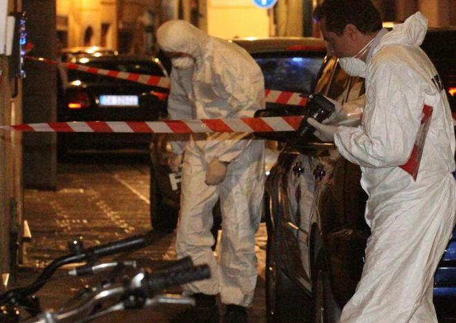 Accoltellato a due passi dal Duomo: grave in ospedale