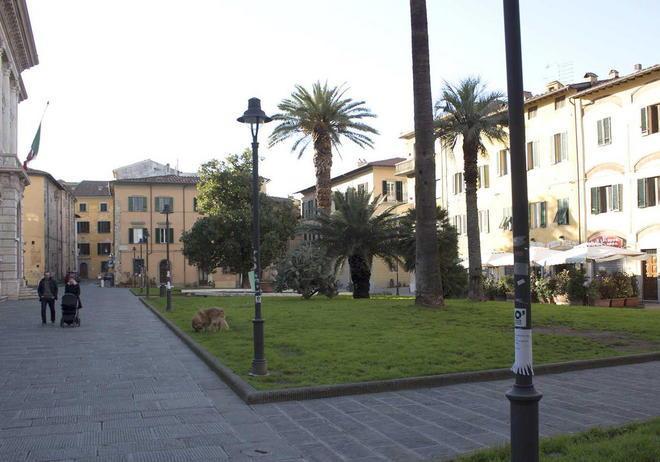 «Ora siamo in ginocchio» Il grido dei commercianti 