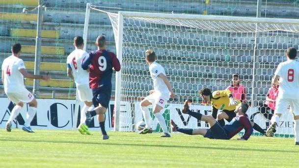 Lucchese, vittoria e primato più vicino