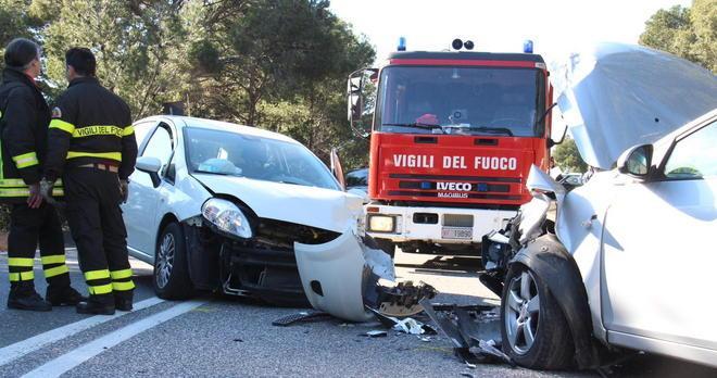 Doppio incidente sul Romito tre feriti e traffico in tilt