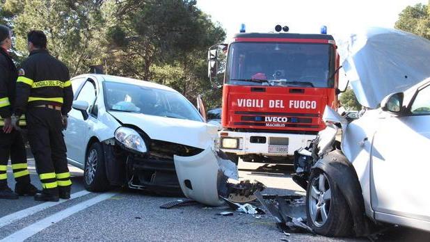 Doppio incidente sul Romito tre feriti e traffico in tilt