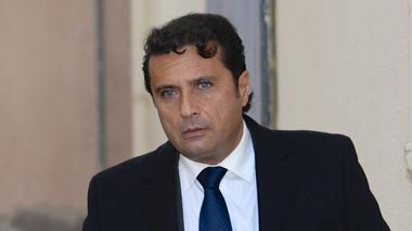 Concordia, indagati il custode della nave e un consulente Costa. Schettino torna al Giglio