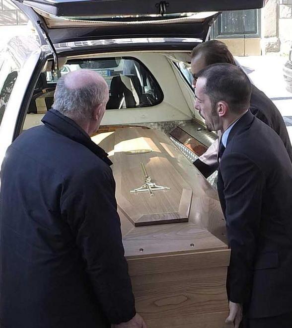 L’addio al chirurgo Sicari