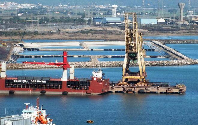 Ampliamento del porto, si comincia domani 
