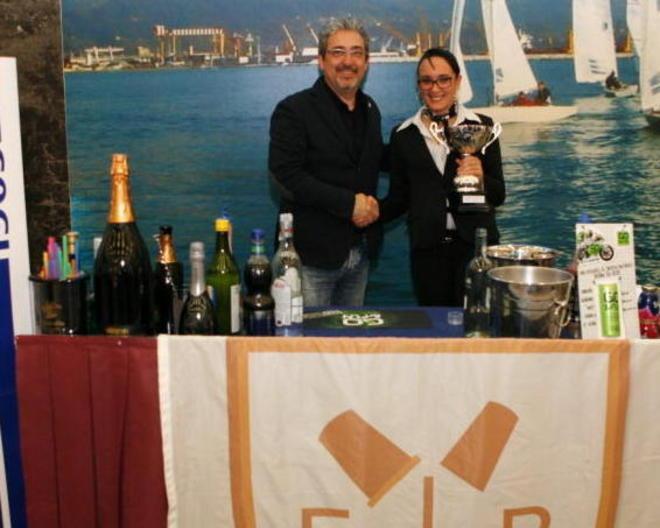Il concorso per barman vinto da una “barlady” 