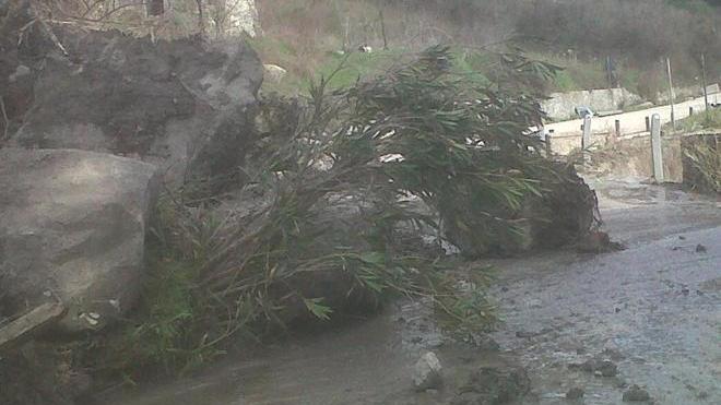 Frana a Roccalbegna, bypass ok Domani riaprono le scuole