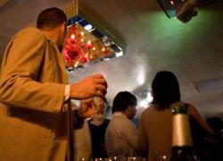 Patto: la notte locali aperti oltre le 2 