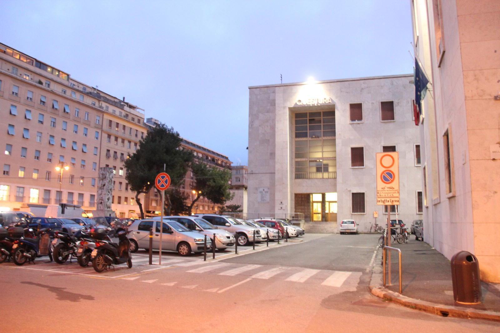 Insulti al vicino gay nella lite nel condominio 