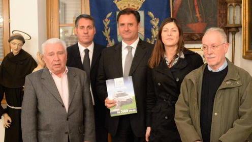 Servono 30 sponsor per l’auto che può trasportare i disabili