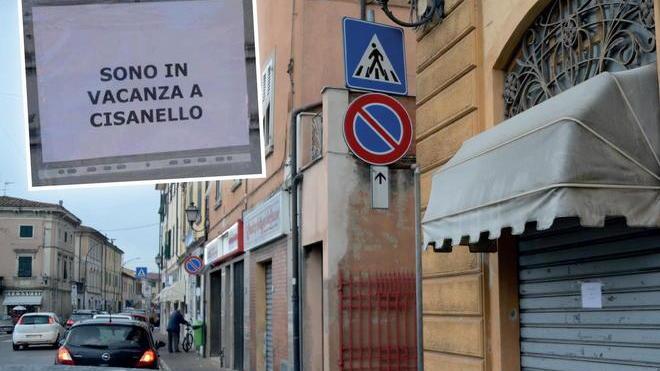 Addio al “Sultano” storico barbiere