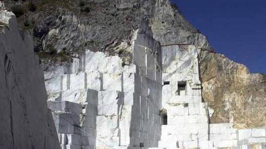 Si tratta sulle cave Le chiusure? Saranno decise caso per caso