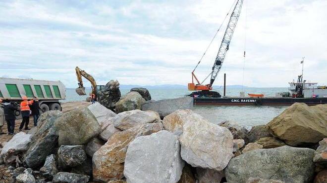 Assist dal sindaco del Giglio: «La Concordia va spostata a settembre»