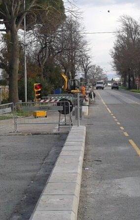Una pista ciclabile in via Emilia 