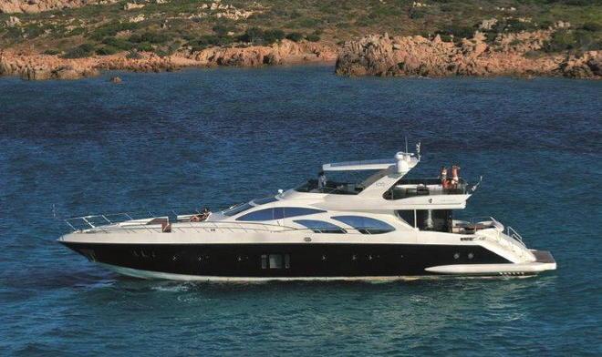 Azimut in vetrina sul mercato di Dubai