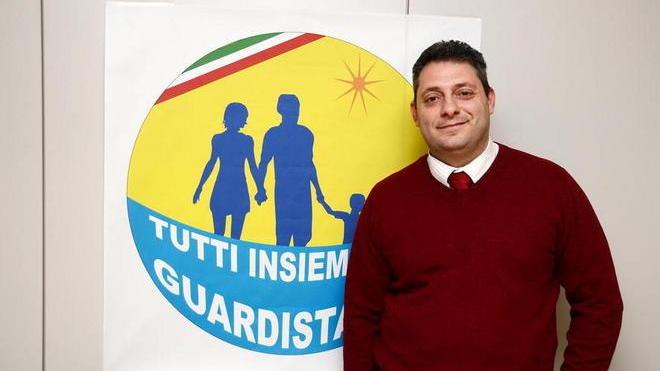 Un poliziotto scende in politica con una lista civica