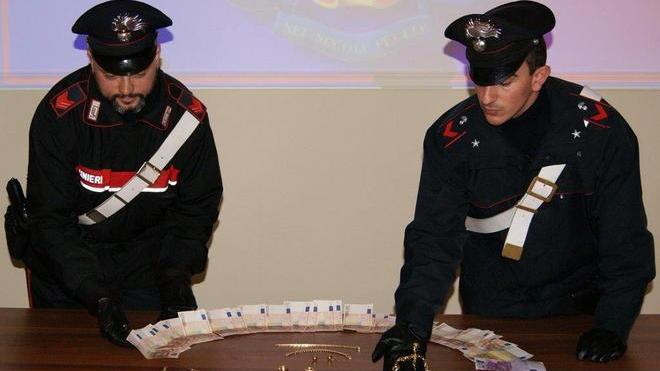 Sorpresi a rubare: tre arrestati