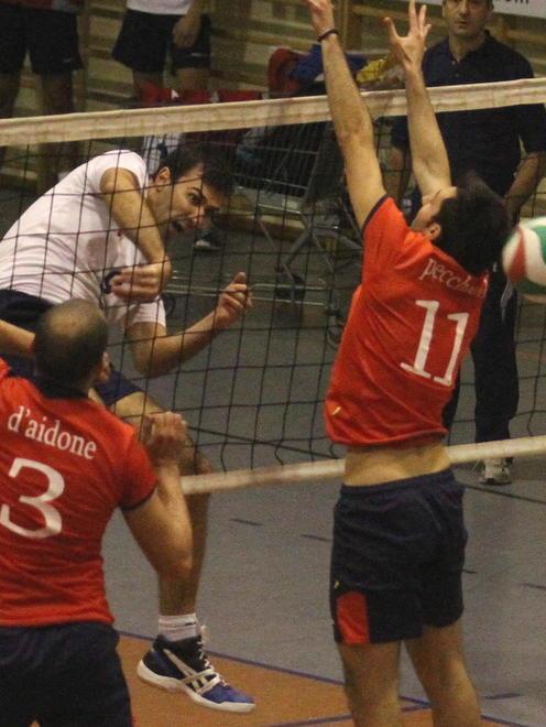 Volley Prato lotta su ogni pallone ma Rosignano vola 