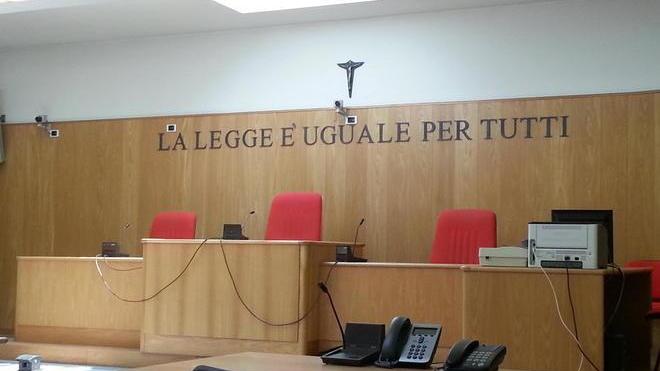 Coltivava marijuana sul davanzale