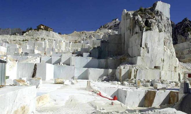«Dalle cave nel parco 300 milioni di euro l’anno» 