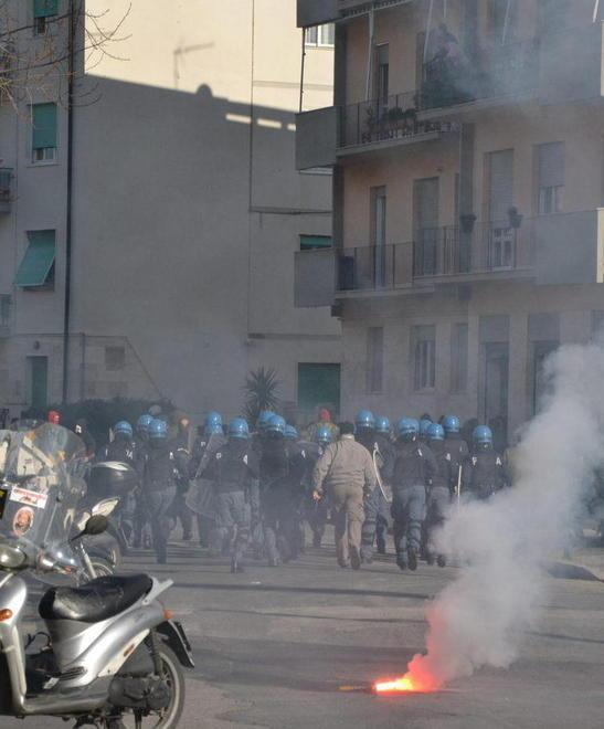 Lancio di bulloni, sei ultra denunciati 