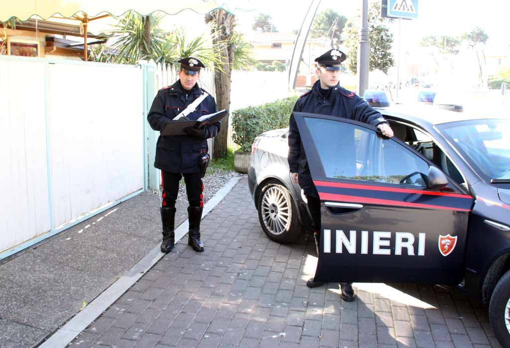 Denunciato dai carabinieri per guida senza patente 
