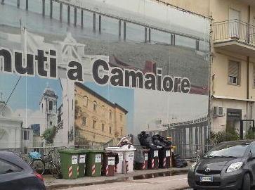 Lido protesta per spazzatura e degrado 