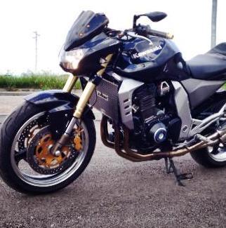 La banda delle moto colpisce in città 