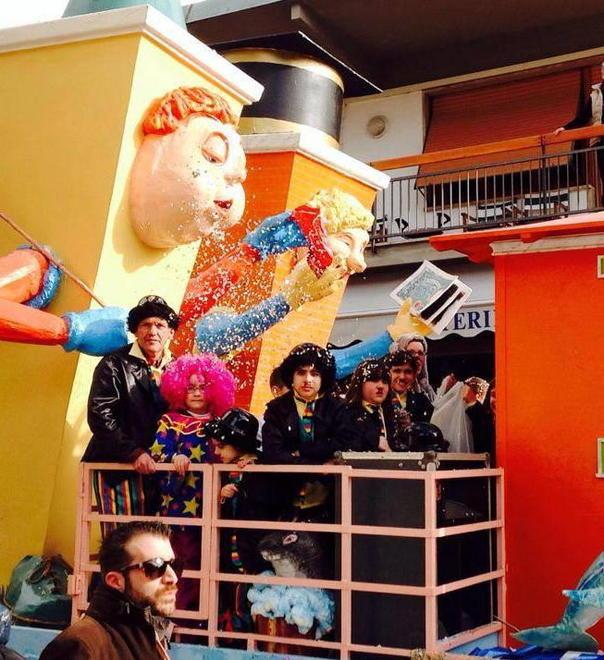 Oltre cinquecento in piazza per il carnevale montignosino