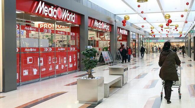 Due ladri arrestati a Media World 