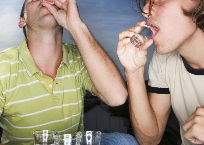 La nuova follia alcolica impazza tra gli studenti 