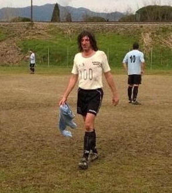 Alberto Tuci segna la 100ª rete e dice addio al calcio giocato