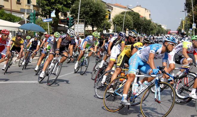 Arriva la carovana del Gp disagi sulle strade