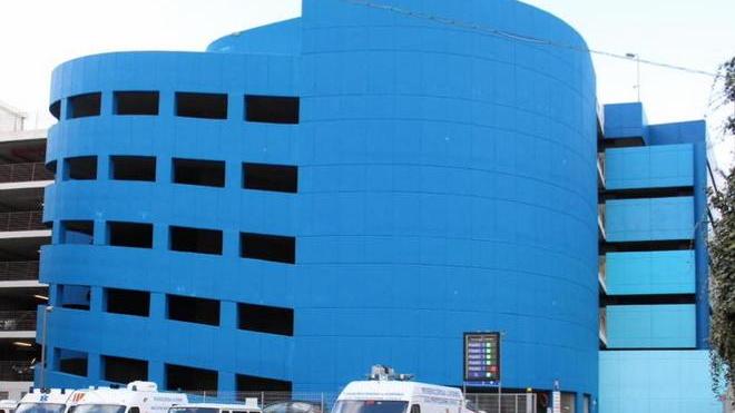 «Siamo venuti via, l’Odeon è una rimessa»
