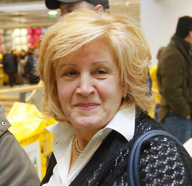 «Prima lo shopping poi torniamo dentro a guardare»