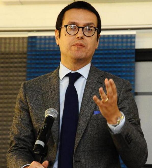  L’avvocato con la valigia di “Cecina può”