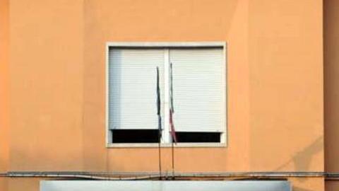 Sei detenuti al lavoro per pulire la periferia