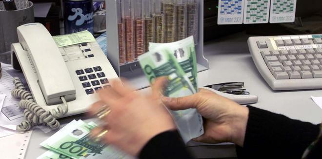 Ogni neonato massese ha 1.300 euro di debito 