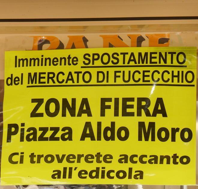Scoppia la “guerra” del mercato ambulanti attaccano il Comune 