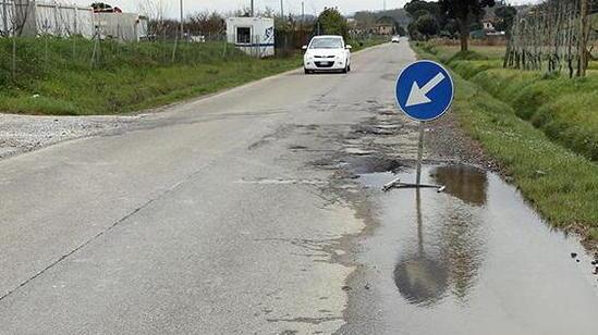 Voragini e allagamenti per il cantiere della 429 bis