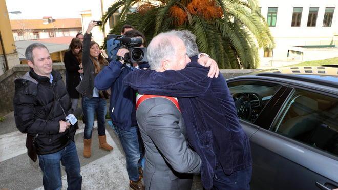 L’abbraccio di Pietrasanta «Cuaron, uno di noi»