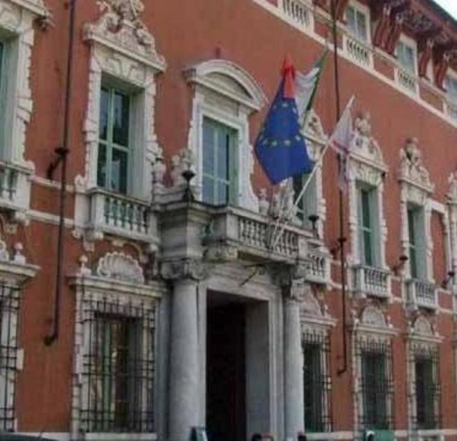 Creativamente, scuola e sanità contro le droghe