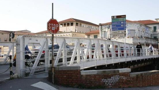 Asse, ponte, Passeggiata: non se ne vede la fine
