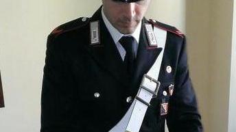 Vendevano droga nei boschi, arrestati dai carabinieri parà