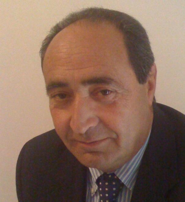 «Alla scuola le nostre indennità» 