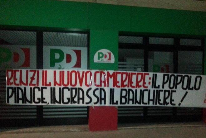 Blitz anti-Renzi di Forza Nuova alla sede del Pd