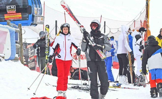 Abetone: sole, tanta neve e saldi di fine stagione 