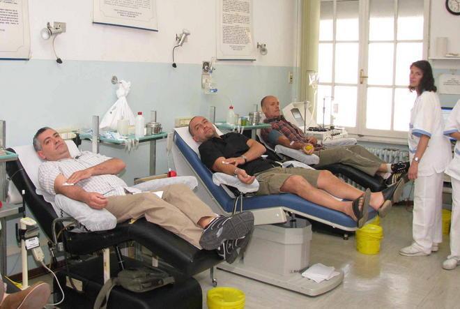 Tutti i premiati: dai quattro con 100 donazioni, ai tanti con almeno 8