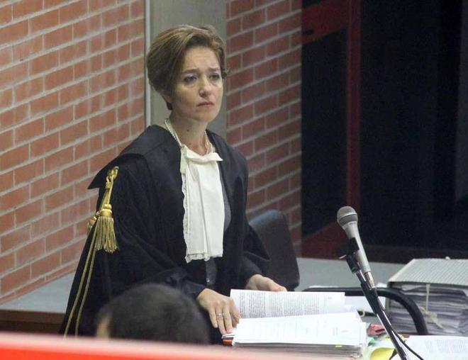 Atti sessuali sulle sue due bambine 